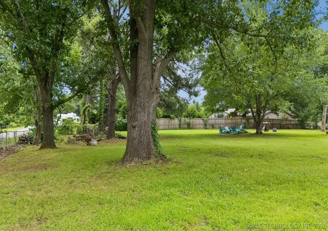 Homes for sale in Claremore, OK | 21585 S Glenwood Dr, Claremore, OK 74019 | MLS# 2622738