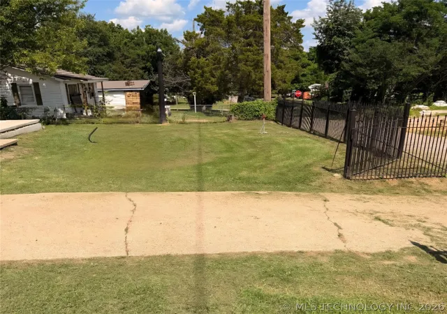 Homes for sale in Sallisaw, OK | 505 W Argyle Ave, Sallisaw, OK 74955 | MLS# 2622812