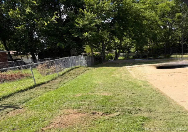 Homes for sale in Sallisaw, OK | 505 W Argyle Ave, Sallisaw, OK 74955 | MLS# 2622812