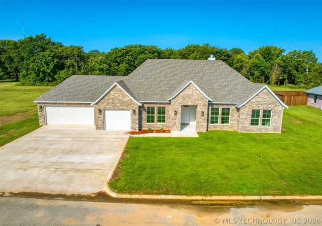 1st image of 134 Rancho, Calera, OK 74730 | MLS# 2622815