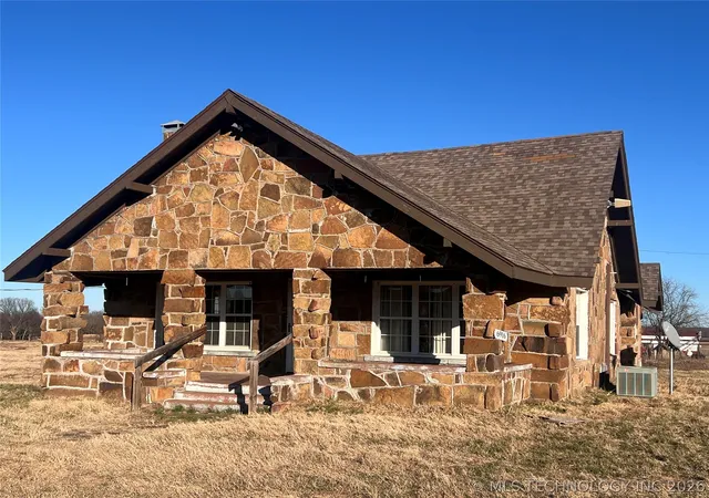2nd image of 6916 State Hwy 113, Mc Alester, OK 74501 | MLS# 2622825