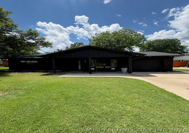 Photo 1 of Single family home for sale at 103 N Sunset, Madill, OK 73446 | MLS# 2622832 | Listing updated on 2026-08-20