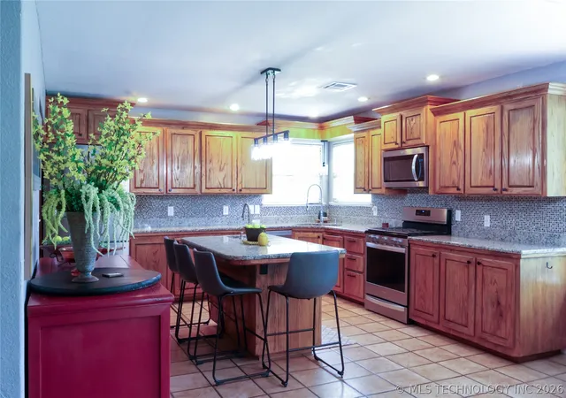 Photo 3 of Single family home for sale at 133 Sw 650 Road, Chouteau, OK 74337 | MLS# 2622147 | Listing updated on 2026-07-22