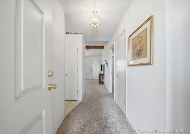 Photo 4 of Single family home for sale at 1467 W Evergreen Ln, Claremore, OK 74017 | MLS# 2622863 | Listing updated on 2026-08-20