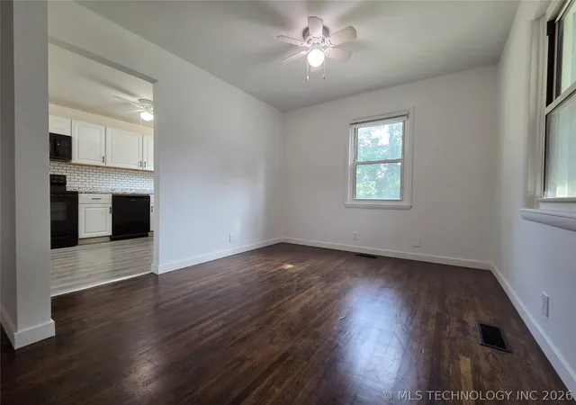 Homes for sale in Oologah, OK | 216 N Pine St, Oologah, OK 74053 | MLS# 2622790