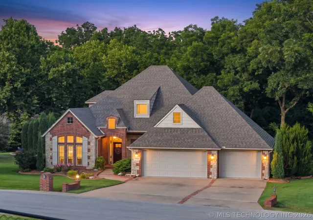 Homes for sale in Broken Arrow, OK | 7309 S 286th Eastavenue, Broken Arrow, OK 74014 | MLS# 2622938