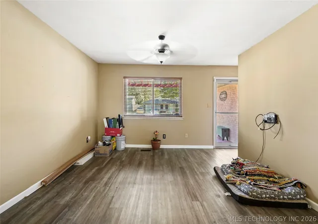Photo 5 of Single family home for sale at 420 S Hickory Pl, Broken Arrow, OK 74012 | MLS# 2622960 | Listing updated on 2026-08-28
