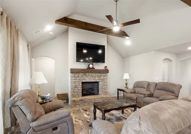 Homes for sale in Sand Springs, OK | 5109 S Walnut Creek Dr, Sand Springs, OK 74063 | MLS# 2622901