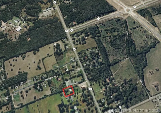 Homes for sale in Tahlequah, OK | 15188 Hwy 82, Tahlequah, OK 74464 | MLS# 2622951
