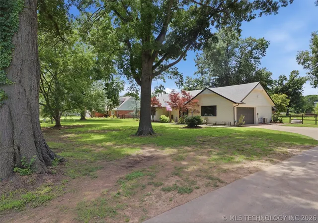 Homes for sale in Bixby, OK | 13620 S Mingo Rd, Bixby, OK 74008 | MLS# 2622934