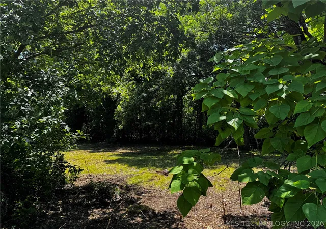 3rd image of 606 W 15Th St, Tishomingo, OK 73460 | MLS# 2622839