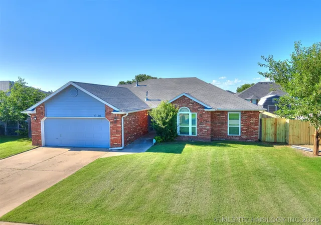 Homes for sale in Collinsville, OK | 10903 E 120th Ct N, Collinsville, OK 74021 | MLS# 2622838
