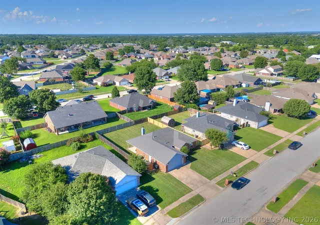 Homes for sale in Collinsville, OK | 10903 E 120th Ct N, Collinsville, OK 74021 | MLS# 2622838