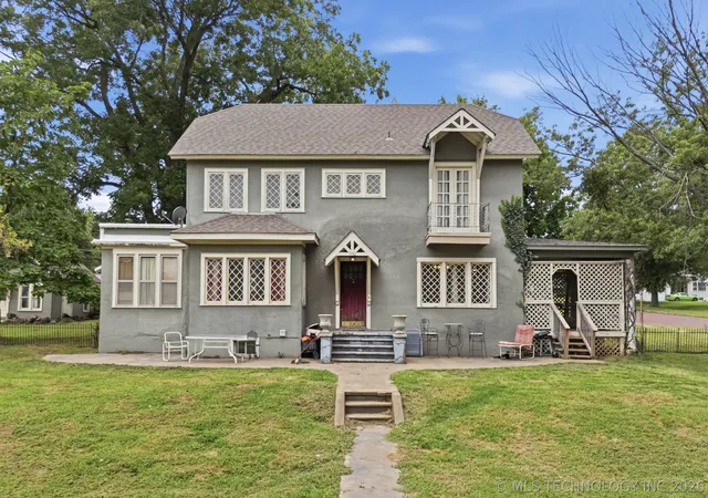Photo 1 of Single family home for sale at 202 S Maple St, Bristow, OK 74010 | MLS# 2622862 | Listing updated on 2026-08-01