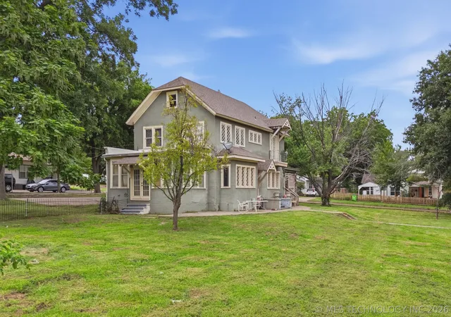 Photo 2 of Single family home for sale at 202 S Maple St, Bristow, OK 74010 | MLS# 2622862 | Listing updated on 2026-08-01