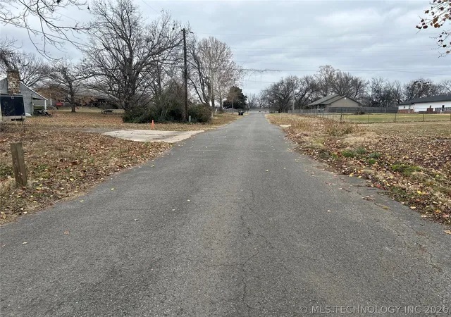 Photo 30 of Single family home for sale at 406 Creek Ave, Fort Gibson, OK 74434 | MLS# 2623049 | Listing updated on 2026-08-21