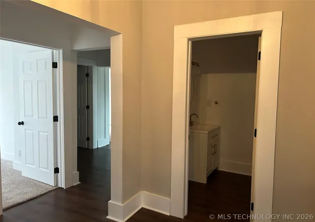 Photo 4 of Single family home for sale at 406 Creek Ave, Fort Gibson, OK 74434 | MLS# 2623049 | Listing updated on 2026-08-21
