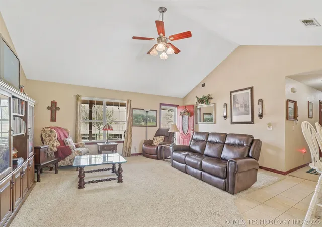 Photo 3 of Single family home for sale at 1214 Chestnut Ln, Durant, OK 74701 | MLS# 2623053 | Listing updated on 2026-06-24