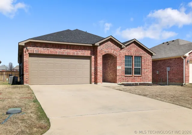 Homes for sale in Calera, OK | 84 Tallgrass St, Calera, OK 74730 | MLS# 2623058