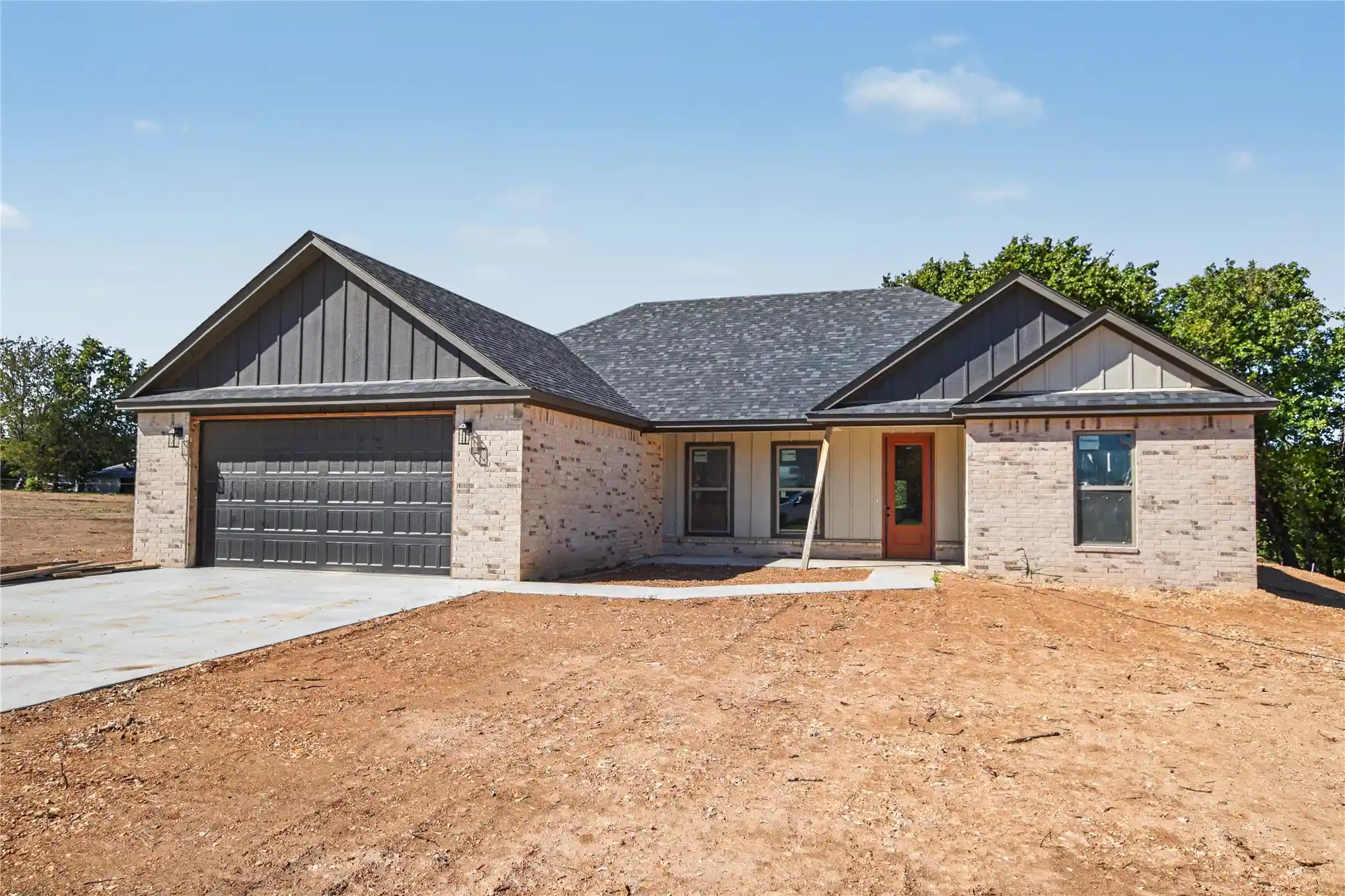 Photo 1 of Sale Pending at 18895 W Hunters Ct, Park Hill, OK 74451 | MLS# 2623064 | Listing updated on 2026-10-28