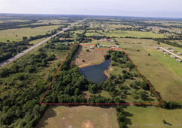 8th image of 843 Gary Ln, Calera, OK 74730 | MLS# 2622924