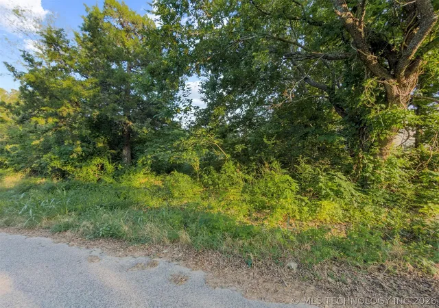 Homes for sale in Healdton, OK | 9 Kewanee St, Healdton, OK 73438 | MLS# 2623091