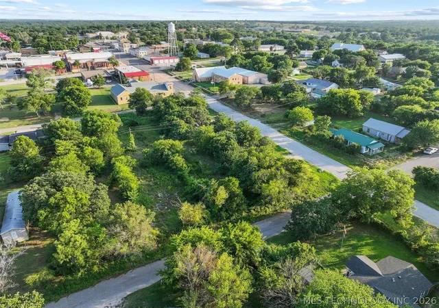 Homes for sale in Healdton, OK | 9 Kewanee St, Healdton, OK 73438 | MLS# 2623091