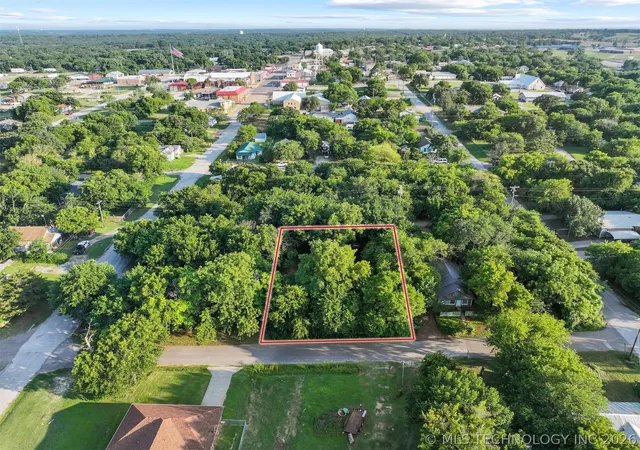 Homes for sale in Healdton, OK | 412 Mcgraw St, Healdton, OK 73438 | MLS# 2623083