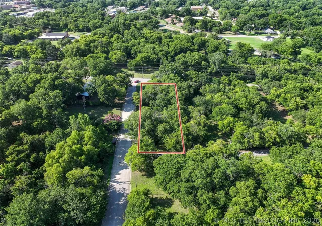 4th image of 12 Colbert St Se, Ardmore, OK 73401 | MLS# 2623079