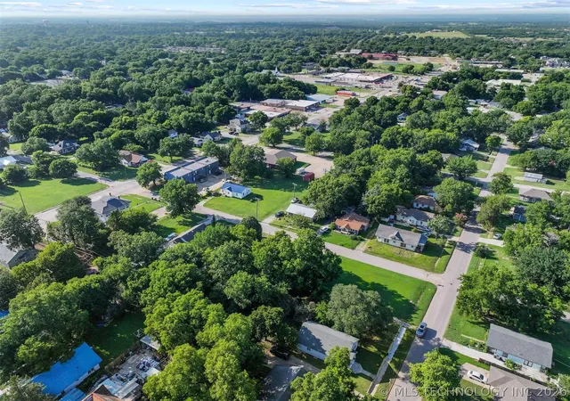 13th image of 18 8th Ave Ne, Ardmore, OK 73401 | MLS# 2623065