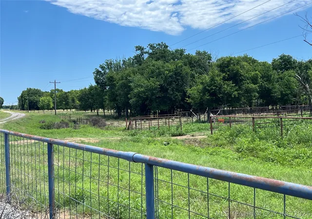 Homes for sale in Coalgate, OK | 38743 County Road 1670 Road, Coalgate, OK 74538 | MLS# 2623126