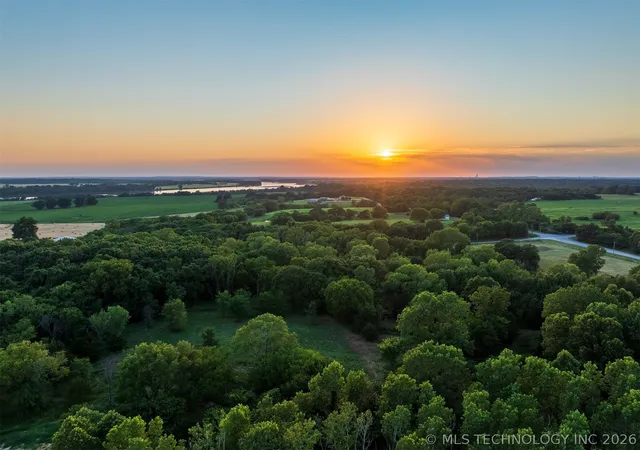 3rd image of 141 St, Broken Arrow, OK 74011 | MLS# 2622914