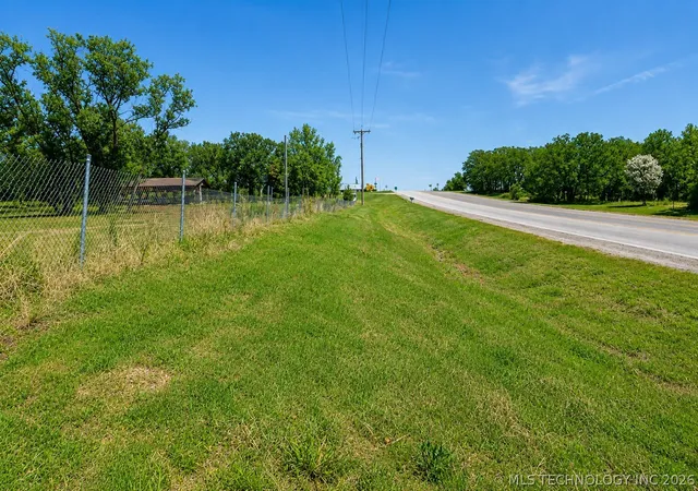 3rd image of 3405 E 66Th St N, Tulsa, OK 74117 | MLS# 2623180
