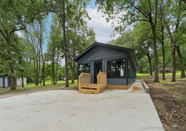 Homes for sale in Wagoner, OK | 6194 E 105Th St N, Wagoner, OK 74467 | MLS# 2623116