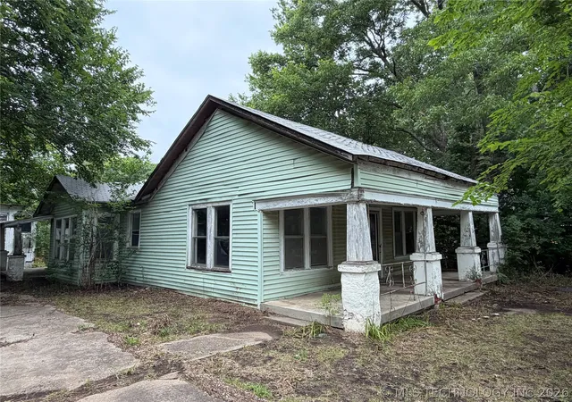 Homes for sale in Hominy, OK | 315 W 5th St, Hominy, OK 74035 | MLS# 2623194