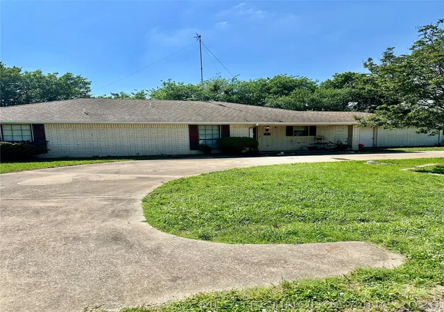 1st image of 122 Shawna, Durant, OK 74701 | MLS# 2616347