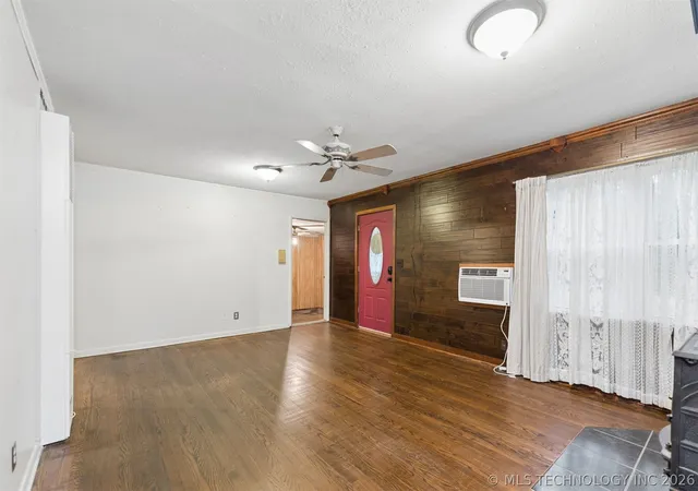 Homes for sale in Pryor, OK | 212 S Indianola St, Pryor, OK 74361 | MLS# 2623047