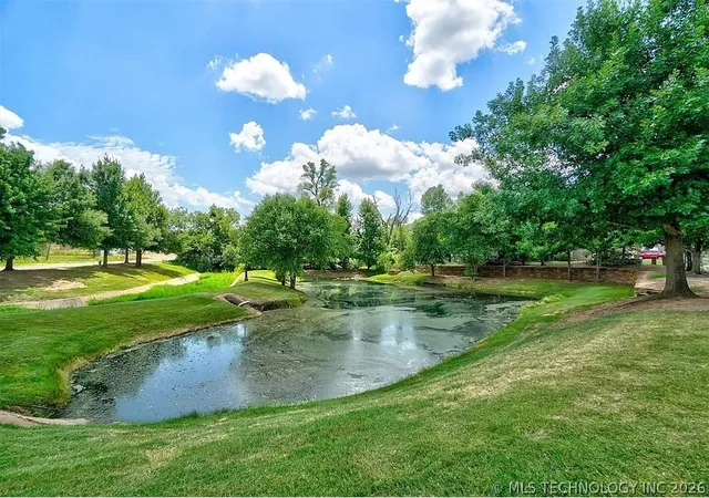3rd image of 10915 Blue Sky Dr, Oklahoma City, OK 73130 | MLS# 2623173