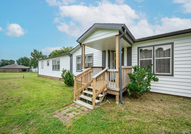 Photo 4 of Manufactured home for sale at 2128 East 4675, Pryor, OK 74361 | MLS# 2623205 | Listing updated on 2026-08-28