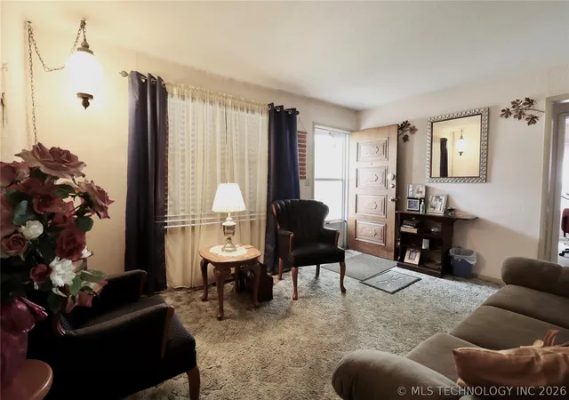 Photo 3 of Single family home for sale at 1223 Carol Dr, Shawnee, OK 74804 | MLS# 2623226 | Listing updated on 2026-08-20