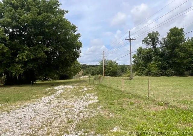 Homes for sale in Sapulpa, OK | 1426 N 9th St E, Sapulpa, OK 74066 | MLS# 2623254