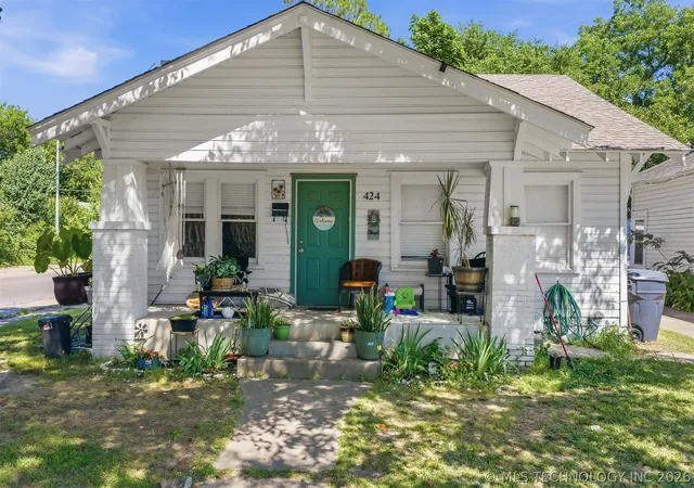 1st image of 420 B Nw, Ardmore, OK 73401 | MLS# 2623266