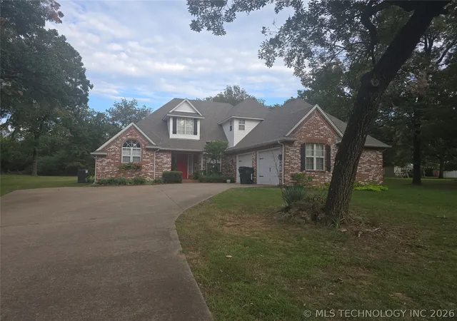 image of 906 N 14 St, Henryetta, OK 74437 | MLS# 2623261