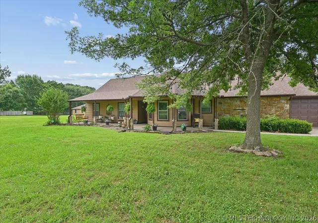 Photo 3 of Sale Pending at 2428 E 134th Street, Bixby, OK 74008 | MLS# 2623278 | Listing updated on 2026-08-25