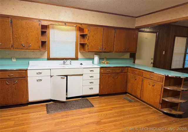 Photo 4 of Single family home for sale at 4923 W 3rd Street, Tulsa, OK 74127 | MLS# 2623019 | Listing updated on 2026-08-20