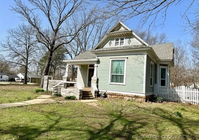 Photo 1 of Single family home for sale at 349 S Foreman St, Vinita, OK 74301 | MLS# 2623329 | Listing updated on 2026-08-20