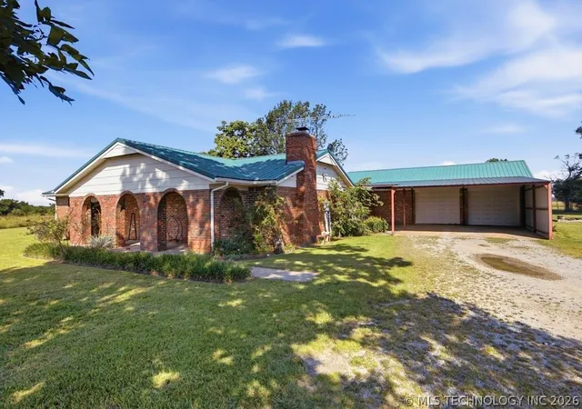 Photo 2 of Single family home for sale at 1051 N Caney St E, Copan, OK 74022 | MLS# 2621459 | Listing updated on 2026-08-20