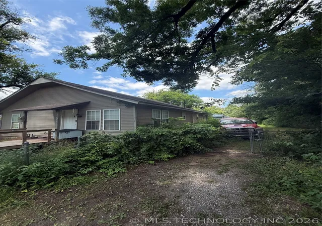 Photo 2 of Single family home for sale at 14 N 32nd Westavenue, Tulsa, OK 74127 | MLS# 2623340 | Listing updated on 2026-08-20