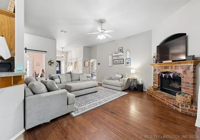 5th image of 521 S 63Rd Pl, Broken Arrow, OK 74014 | MLS# 2622690