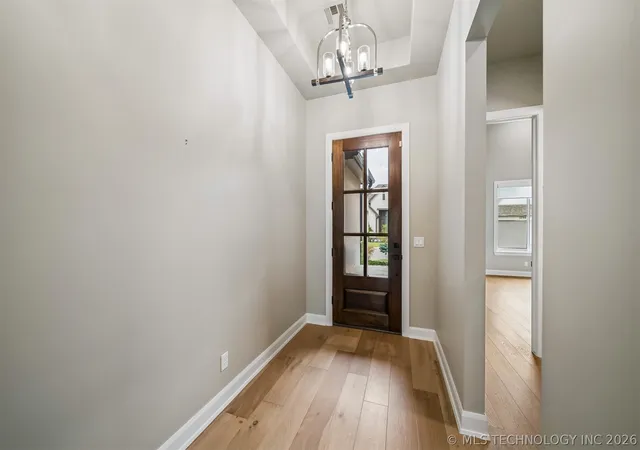 Photo 3 of Single family home for sale at 1231 N 71st Place, Broken Arrow, OK 74014 | MLS# 2622653 | Listing updated on 2026-08-20